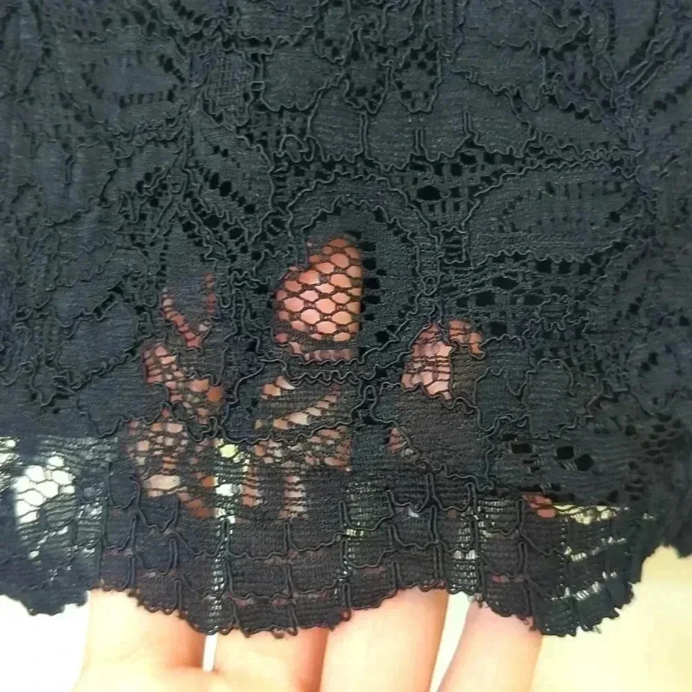 Banana Republic Black Lace Fully Lined Skirt